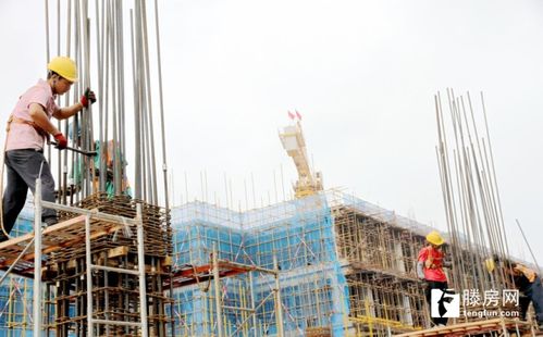 滕州市中心人民医院新院区建设提速 门诊楼主体封顶，整体设计彰显现代化医疗理念